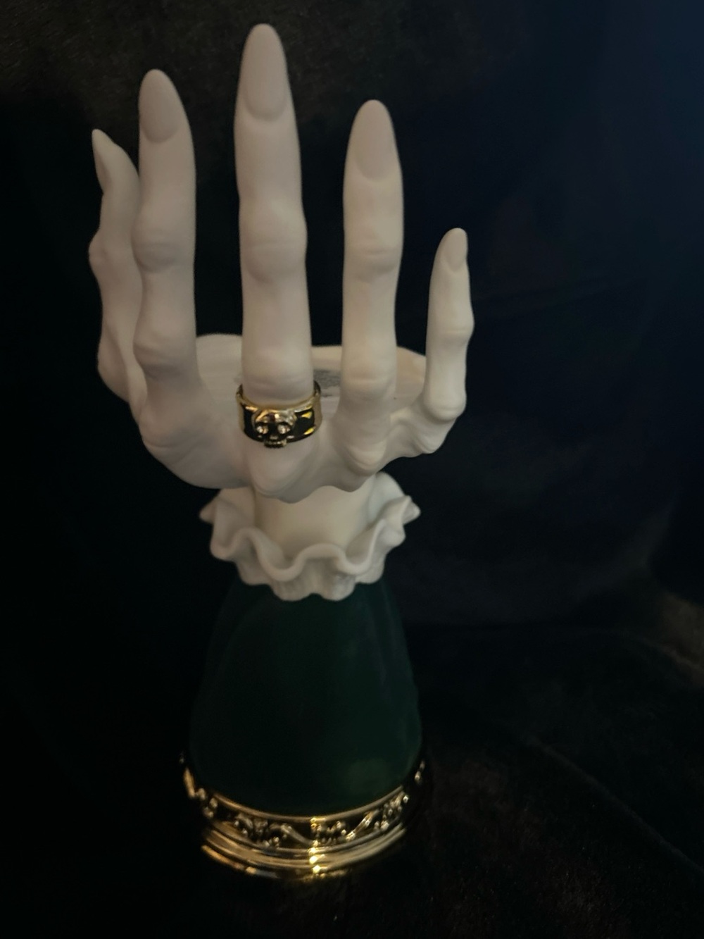 Bath & Body Works Halloween Velvet Witch Hand Pedestal Single Wick Candle Hold